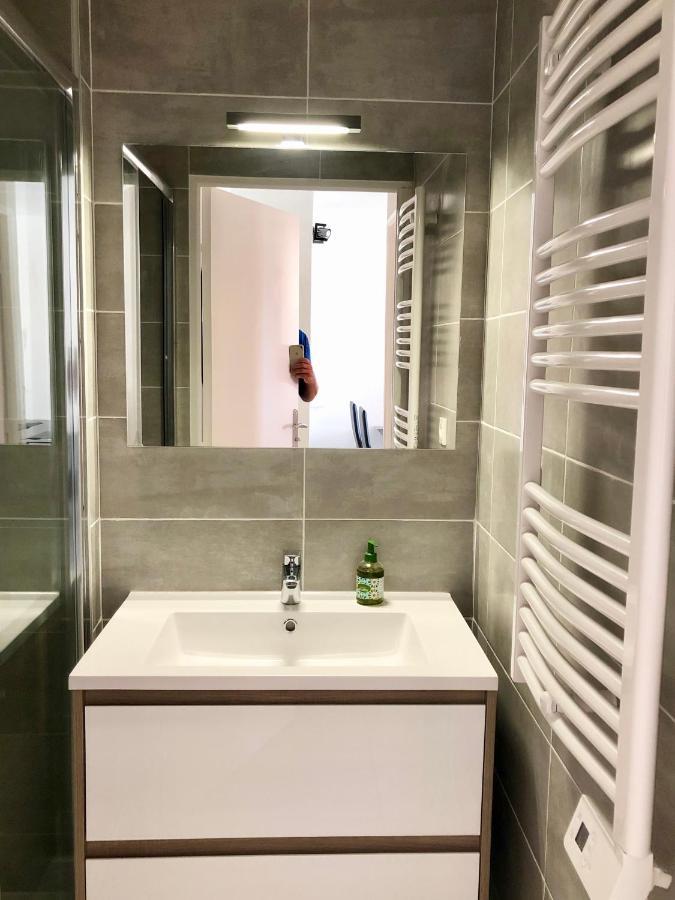 Apartment Newly Renovated Aircond-Wifi-Pool-Sea View-150M To Beaches- แซงเตกูลฟ์ ภายนอก รูปภาพ