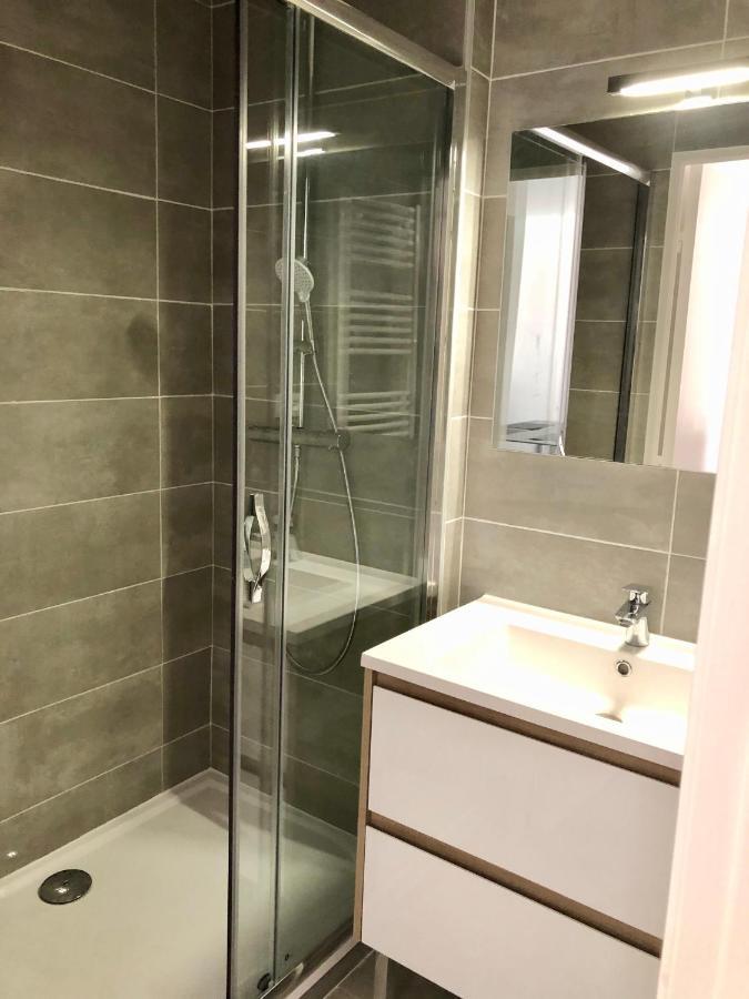 Apartment Newly Renovated Aircond-Wifi-Pool-Sea View-150M To Beaches- แซงเตกูลฟ์ ภายนอก รูปภาพ