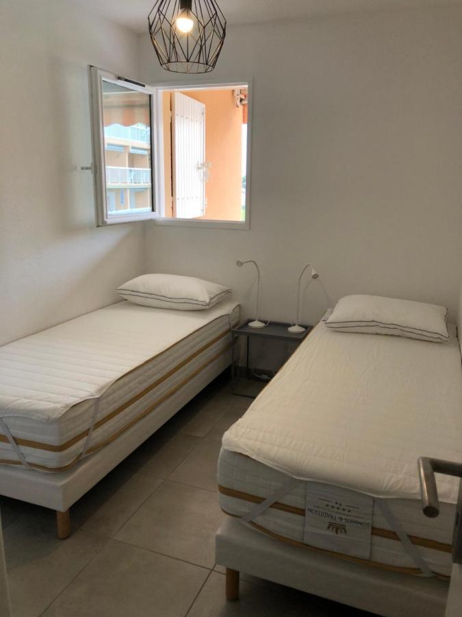 Apartment Newly Renovated Aircond-Wifi-Pool-Sea View-150M To Beaches- แซงเตกูลฟ์ ภายนอก รูปภาพ