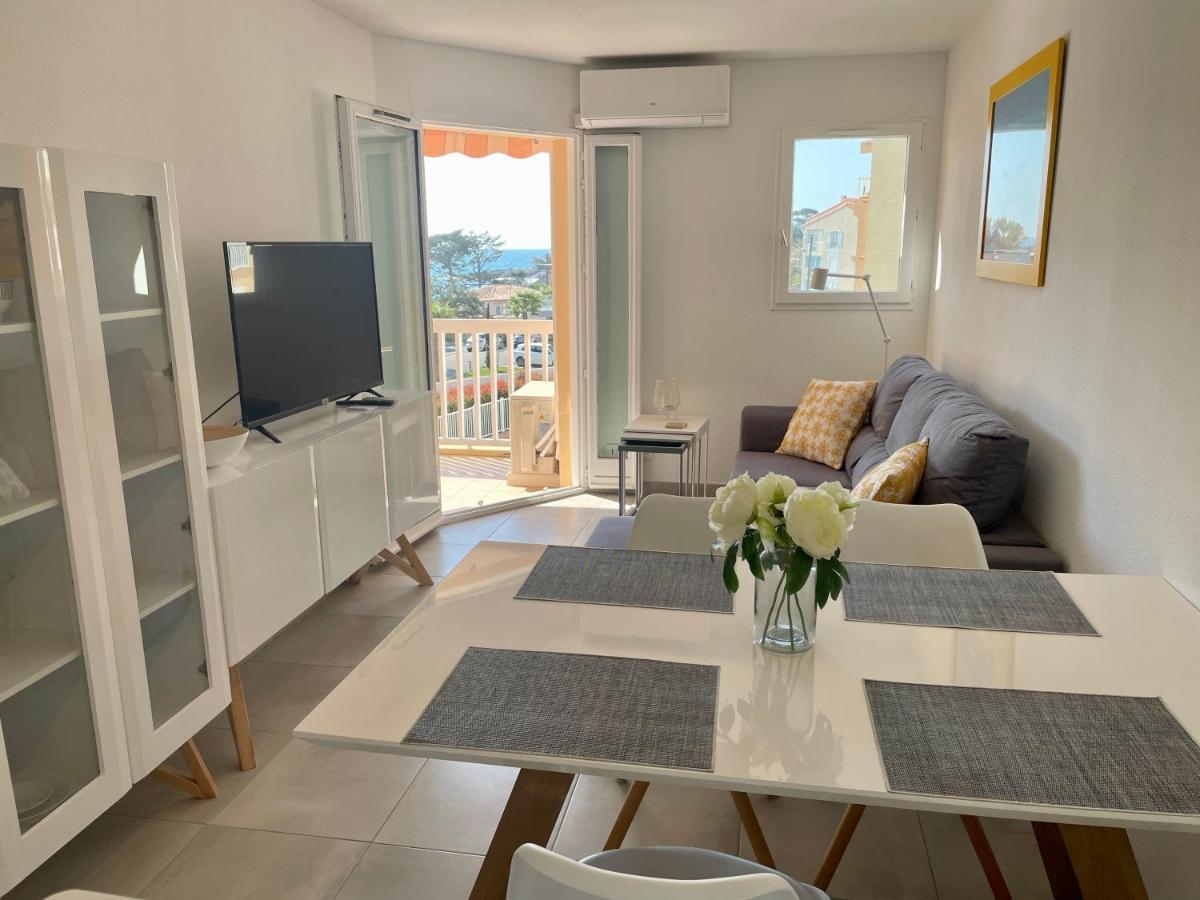 Apartment Newly Renovated Aircond-Wifi-Pool-Sea View-150M To Beaches- แซงเตกูลฟ์ ภายนอก รูปภาพ